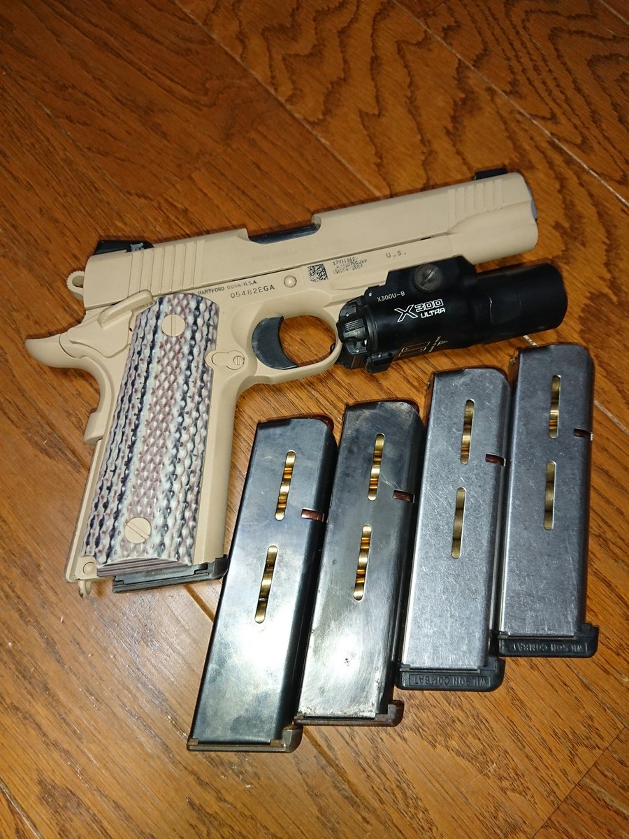 DARKKNI54156854's tweet photo. WILSON COMBAT
้ปใใฌใธใณ 2ๆฌ็ฎโ
ใทใซใใผใจไฝตใใฆ ่จ4ๆฌ
GLOCK 19ใใฌใธใณ ่จ3ๆฌ
#colt #M45CQP #m45a1
#airsoft #reenactment
#wilsoncombat
#glock #usmc #marsoc #marine
#meusoc #socom https://t.co/LuXgXd8ESl