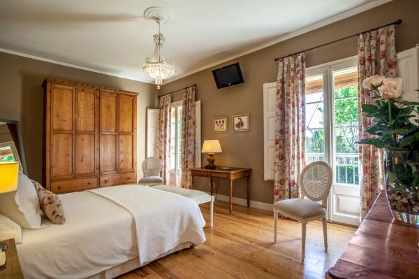 SelectaHotels's tweet photo. Elegancia pura en este hotelito rodeado de manzanos, girasoles y olivos. Perfecto para escapadas gastronómicas y enoturísticas. ¿Te vienes?
https://t.co/NZo3HoKtIA https://t.co/n1cXyoLZgv