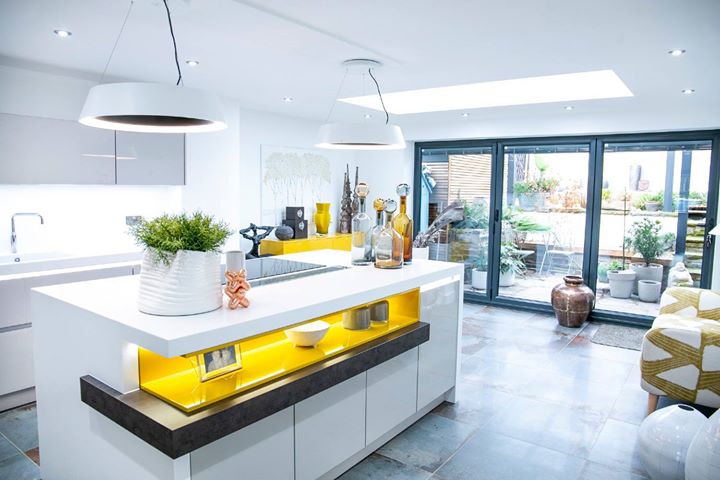 PortfolioKitch's tweet photo. Think you can't afford a German designer kitchen? Think again! From just £7,000💷 we can supply the kitchen of your dreams💭

Why not pop into the showroom for a coffee☕️ and a chat on what you're able to achieve on your budget. 

#BuyLocal #portfolioexperience https://t.co/BscHmFNeM4
