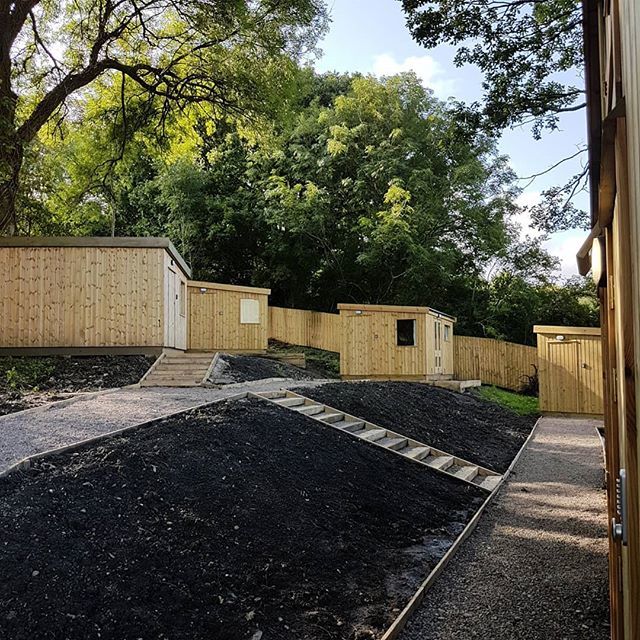 RoostMerthyr's tweet image. We made it to/through our first weekend test driving @roostmerthyr. Eight mountain bikers stayed &amp;amp; made use of the shiny new shower rooms &amp;amp; slept in our comfy cabins 
#roostmerthyr #mtbaccommodation #bikeparkwales #staycation #getoutside #visitwales #fin… ift.tt/2N9moax