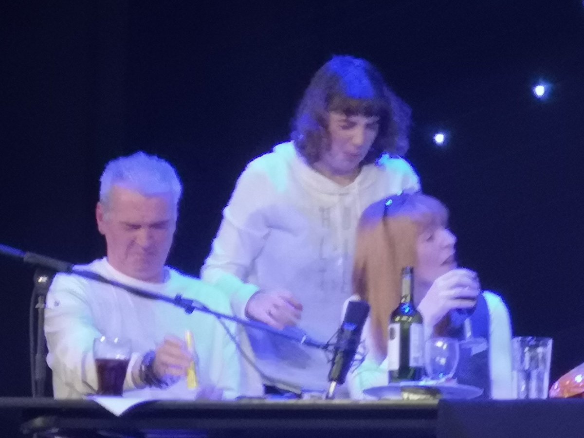 Suzy0826's tweet photo. @realkarlbeattie VIPooing @Mary_Beattie @AnytimePodcast
#vipoo https://t.co/MzX2brptOS