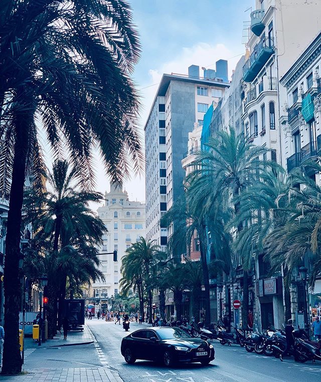 silent_wave_'s tweet photo. Valencia  #valencia #spain 🇪🇸 #street .
.
.
 #igers #old #europe #ig_photooftheday  #ig_captures #igdaily #travelingram #travelling #destination_wow #vsco #beautiful_world #beautifulcity #igworldclub #ig_europe #spain_vacations #city #natureshots #nature… https://t.co/k9nZh5tWI0 https://t.co/iLVxMRhWwe