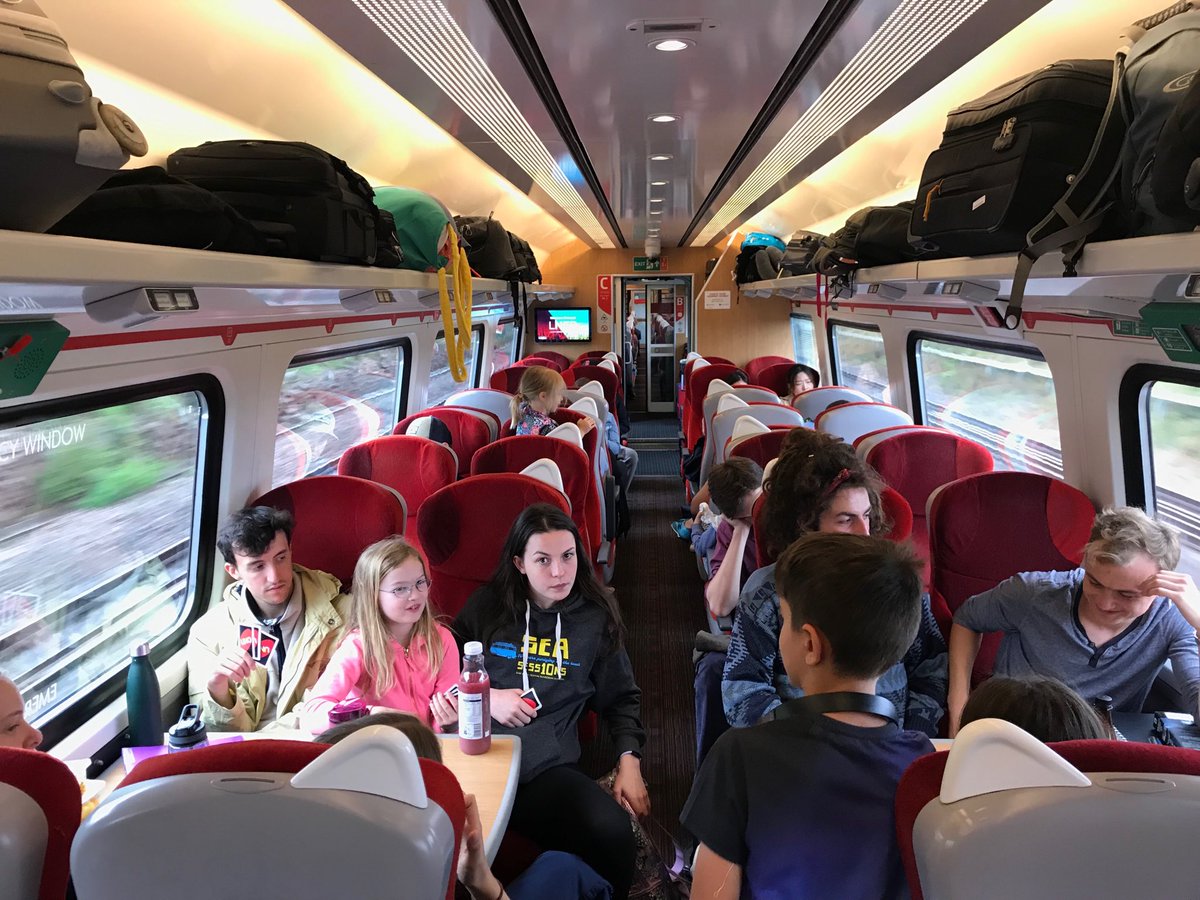 Heading North ⁦<a href="/CuddDrama/">CYD 12th Night</a>⁩ #roadTrip #CYDonTour ⁦<a href="/edfringe/">Edinburgh Festival Fringe</a>⁩ thank you ⁦<a href="/LNER/">London North Eastern Railway</a>⁩ Edinburgh here we come!