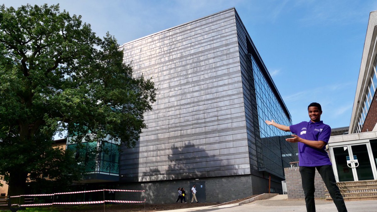Introducing our new, state-of-the-art Central Science Laboratories! #LoveKeele 🌳🐿