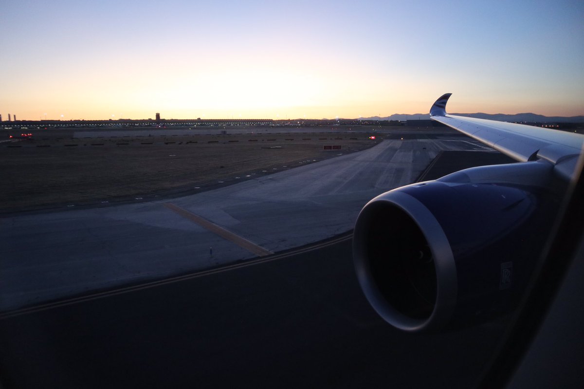 alexisk79's tweet photo. Arriving at #MAD T4S on #BA464 and boarding the return #BA465 back to #LHR #britishairways #A350 #A35K https://t.co/K6gGipunUT