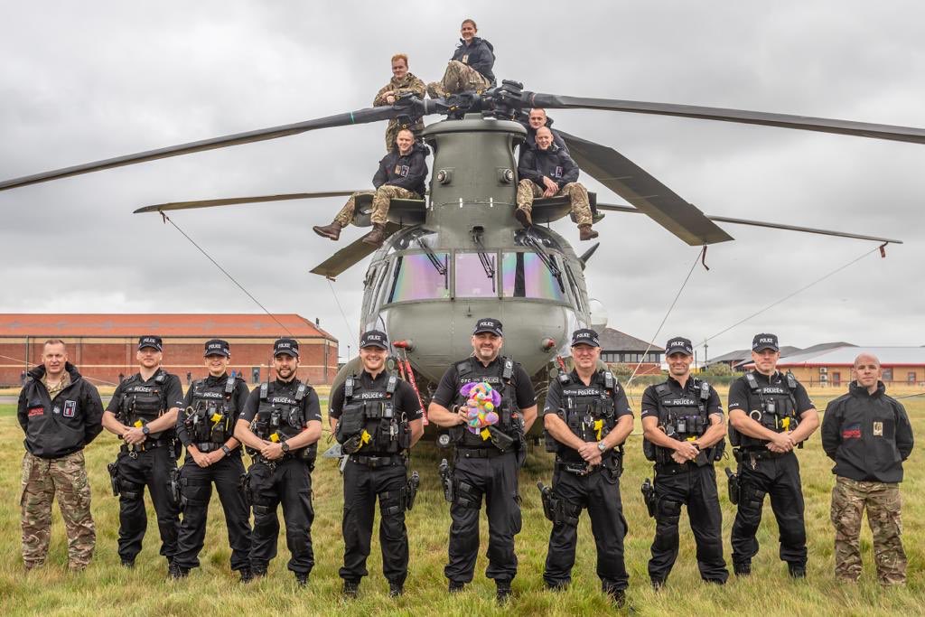 hangar3BLK's tweet photo. If only the weather was like this last Sunday, we still managed a great display and I’ve been given some more brilliant pictures of the day thank you @craigsluman @neildraper  @hangar3BLK #blackpoolairshow https://t.co/q0jGABl0hJ