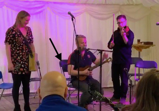 UkuleleTuesday's tweet photo. We were treated to some wonderful tunes last night, @Ukuhooley's Open Mic. Everyone was so good - they're all our favourites!! https://t.co/GOdEG1pHEi