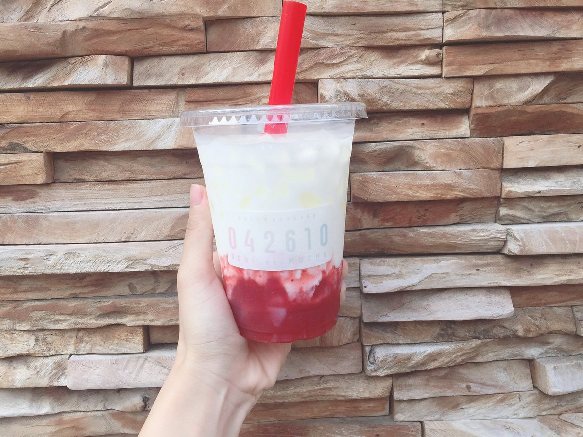 Megumin1725's tweet photo. 心斎橋にあるCafe
『042610』💕🍼🍓 https://t.co/0YACth6qSL