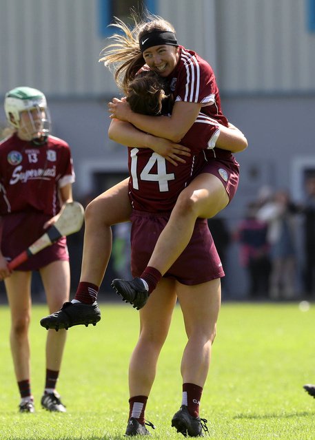 OfficialCamogie's tweet photo. 📰 REPORT: Galway and Westmeath book places in @LibertyIRL All-Ireland Intermediate Championship Final 

➡️ https://t.co/QGkwaCNHfs 

#GoTogether

@GalwayCamogie96 @WestmeathCamogi https://t.co/WbD8btOntx