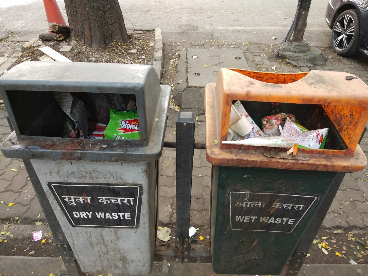 dnyaneshwarivel's tweet photo. Maybe we need to be taught the difference between 'wet' and 'dry' first. We just know how to 'throw'.
@mybmc @swachhbharat https://t.co/fMAI7YeQ9h
