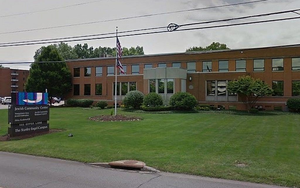 Ohio man arrested for implied shooting threat to Jewish center: James Reardon posts video of gunfire and screams, tags it with name of Youngstown community building; police find guns, anti-Semitic and white nationalist propaganda in his home dlvr.it/RBR0nS TimesofIsrael