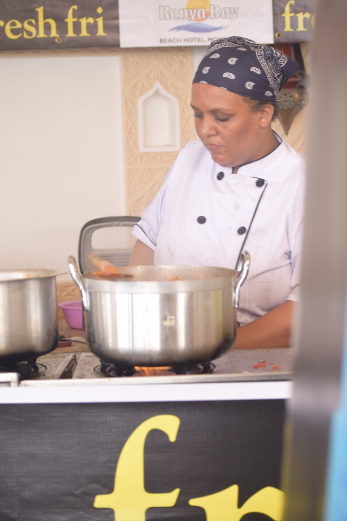 foodsnfoodies's tweet photo. Chef Maliha broke the record!!!! She did that in the morning and I am super happy for her. She is not stopping though, her target is 75 hours of non stop cooking. https://t.co/TTYfcYdPBN