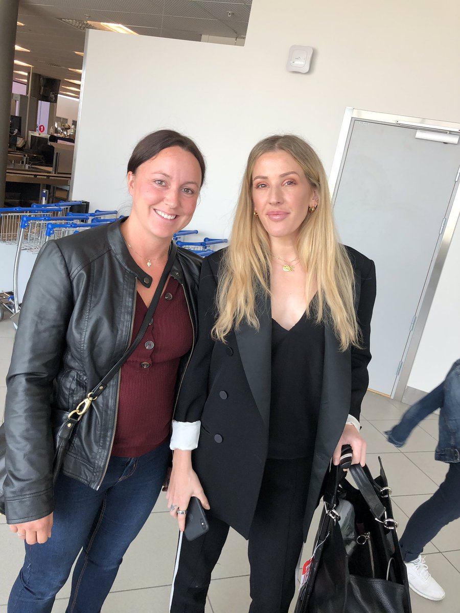 Only_me85's tweet photo. Met Ellie Goulding today🤩🤩🤩#Elliegoulding https://t.co/u0l1aluhIk