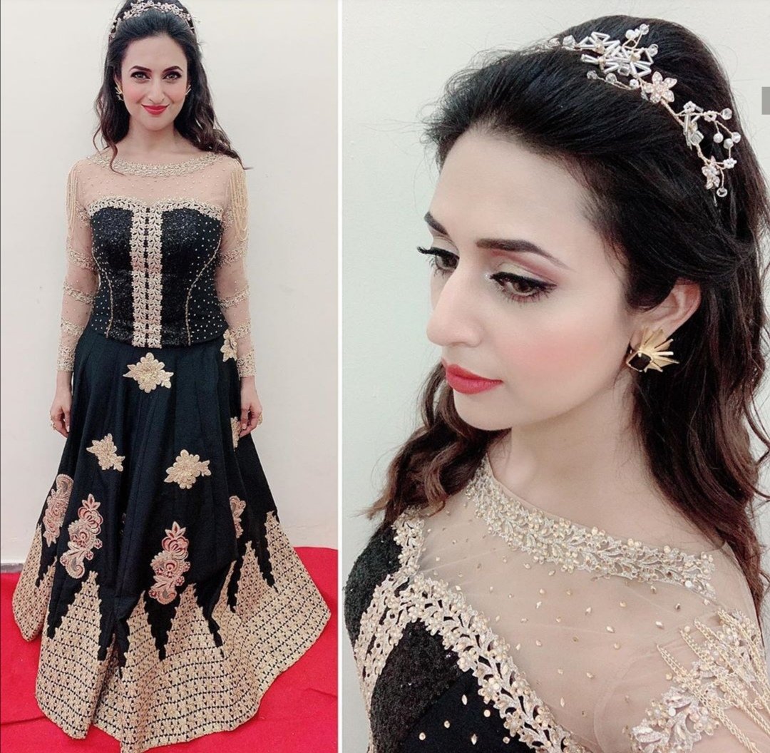 tejaswi116's tweet image. Wide or Close? Or both?
#postperformance #posemode
@Divyanka_T