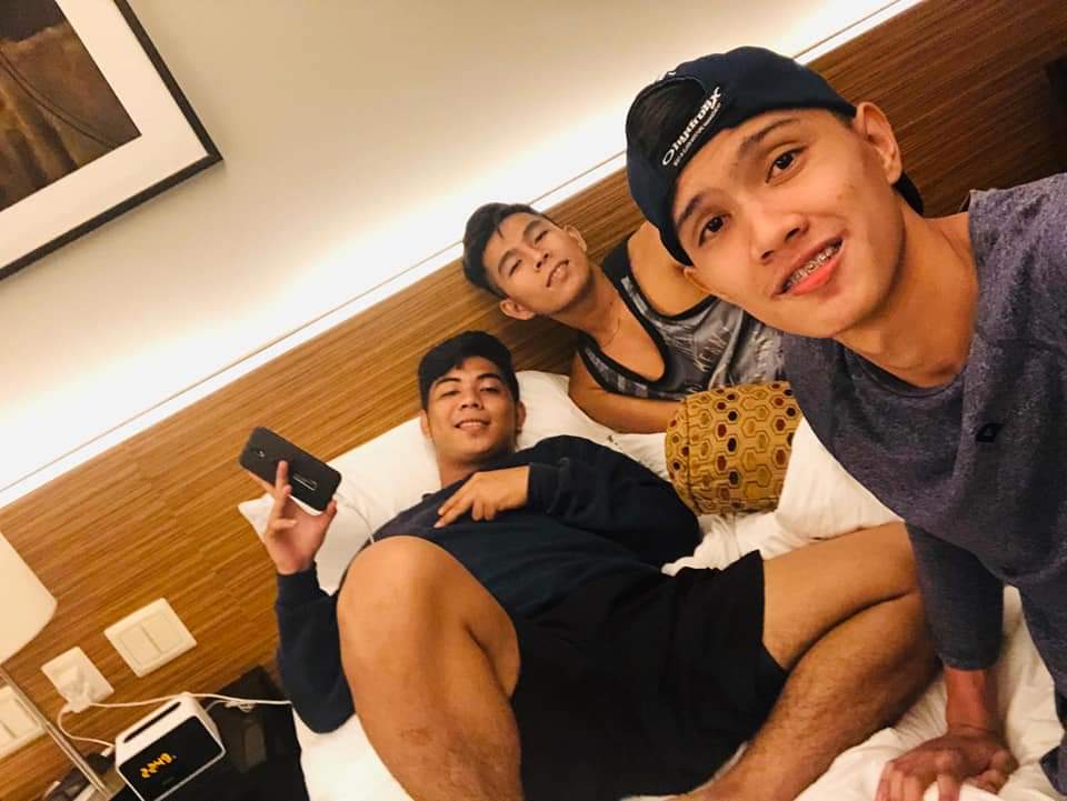 realmesh02's tweet photo. Alabang boys with mamshi...alam na this https://t.co/uU4yUG2B8d