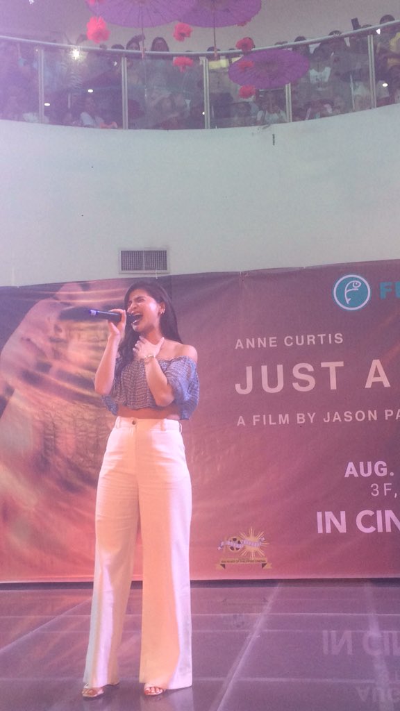 steephdizon's tweet photo. GRABE. WALANG KUPAS. 

#JustAStrangerMovieTour https://t.co/0MmhVgsy9K