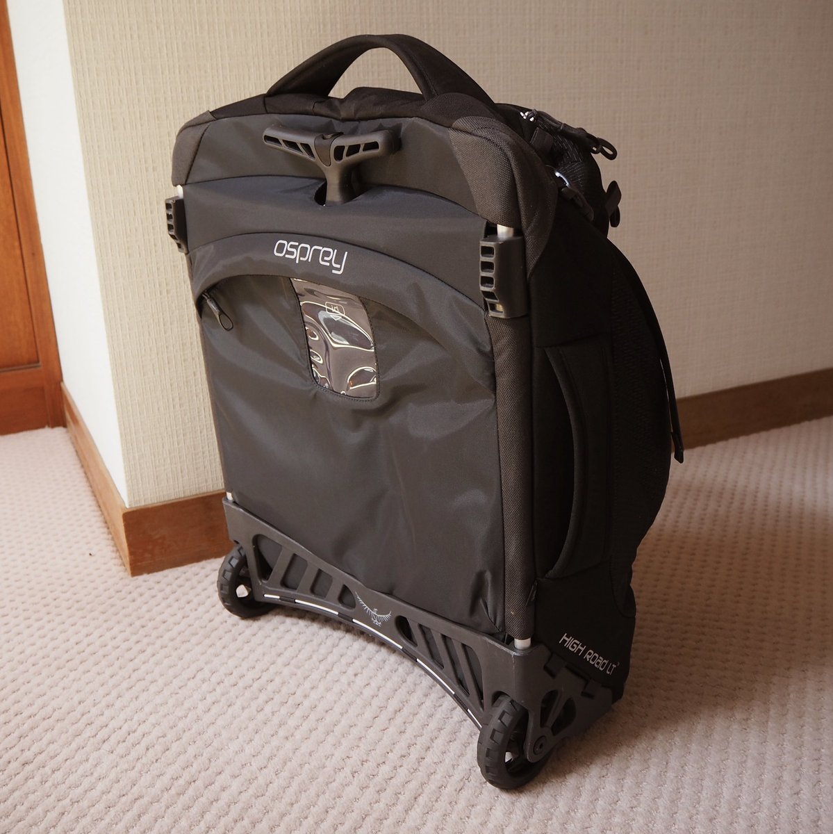 機内持ち込み可のキャリーバッグが欲しくてリサーチを重ねて買った