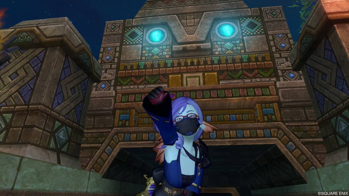 ジュン ダラズ大鉱脈でトロッコに乗り カルデア溶岩帯へ ちょうど日が沈むところで綺麗だったのでパシャり ガタラ大山林では青宝箱を発見 フィールド散策の醍醐味ですね 中身は宵闇のジェルというものでした 高く売れるといいなぁ Dqx Dq10