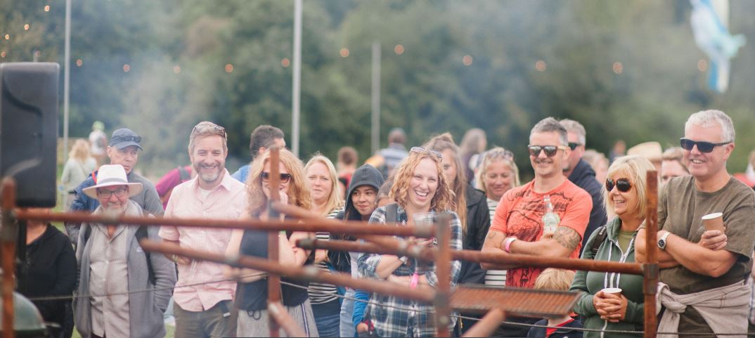 If you can't make the whole #Festival weekend, don’t fret! We have day tickets available!  Kids go free &amp; adults day tickets are £25 a day!

Come along, listen to the live music, pick up tips from the chef demos &amp; learn a new skill!

bit.ly/2sIktyc

#rivercottagefest