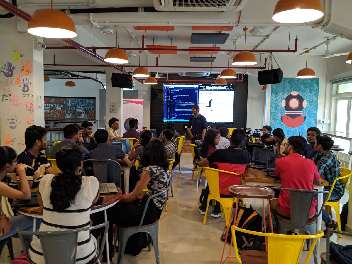 vipul_chodankar's tweet image. Facilitated a session on &apos;Front End Web Development&apos; along with @ShreyKeny  where we covered the basics of HTML, CSS and talked about various web technologies. 

The event &apos;Front /&amp;gt; Meetup&apos; was organised by @devclustergoa  in association with @fbplatform.

#devcluster #devcircles