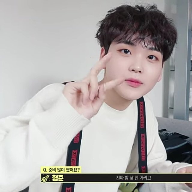 roselle #HyeongjunYohanAU📌 tweet media