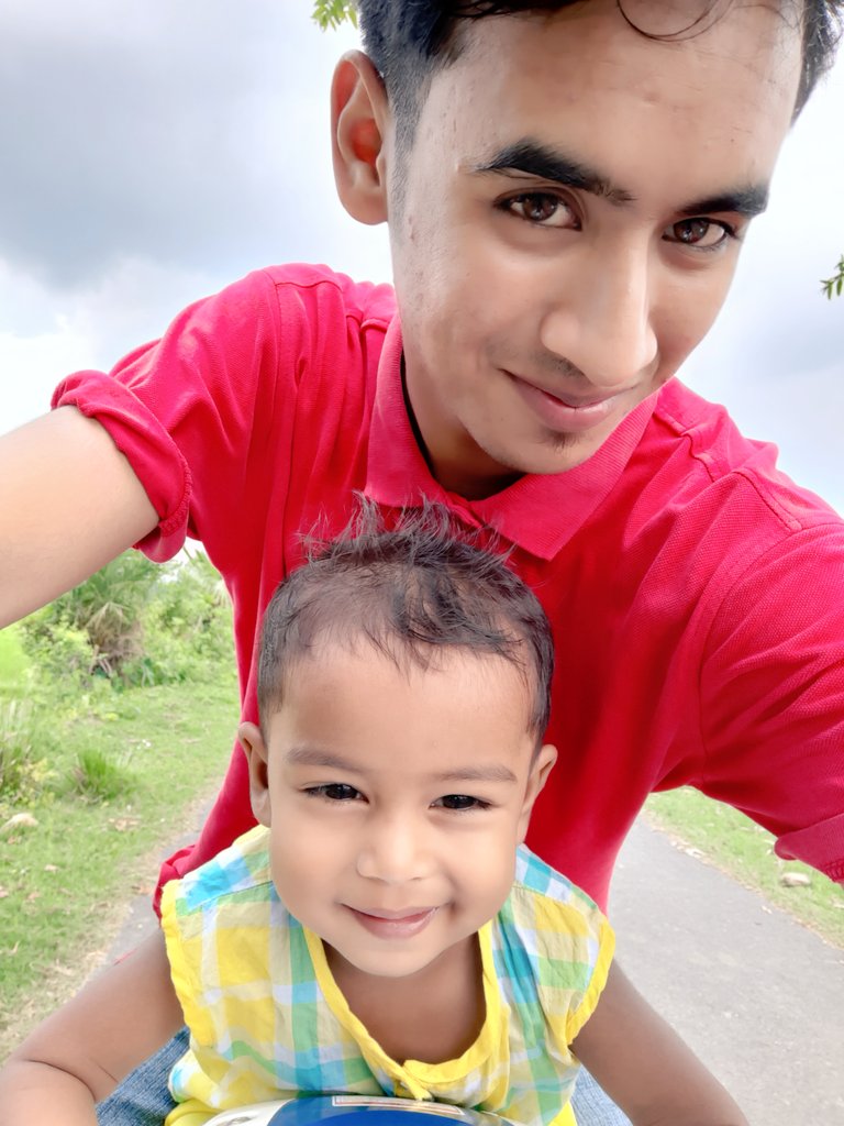 MahidRemon's tweet photo. #my_cute_little_sister♥️
#ifthe
#Mahid_hasan
Today's #eiduladha..
(morning , )bike ride https://t.co/NIKMzpKYXP