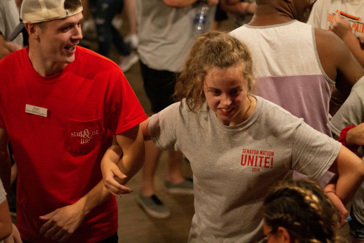 davisandelkins's tweet photo. Last night the students participated in the game "PLAYFAIR." This game helps students break "the new kid on campus" feeling and team-building skills!
#DEBound, #DavisandElkins, #leadingtheway, #DENewStudents https://t.co/kCOof6ToeV