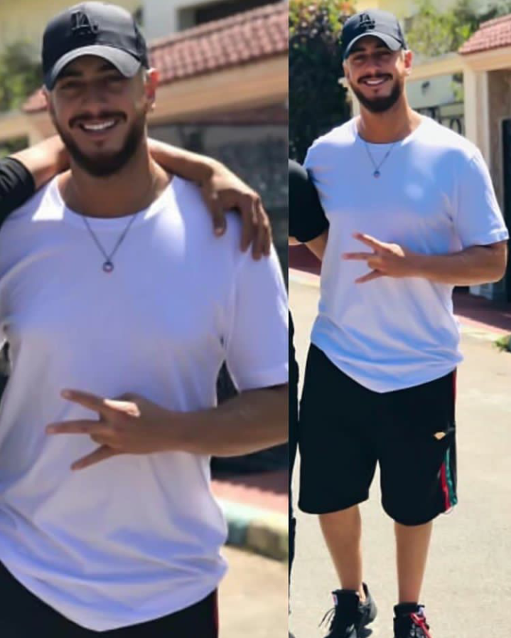 SarayAbdel's tweet photo. عارفني بلي ولاف نعشقك انا بزااااف💋
@saadlamjarred1 #Saadlamjarred1 #Saadlamjarred #Njibek #Ensay #Morocco ❤💚 https://t.co/rV6rbrWpsQ
