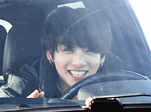 ame3_jk's tweet photo. 아기토끼가 타고있서여 👶🚗🎵 https://t.co/en7CQ6NaUA