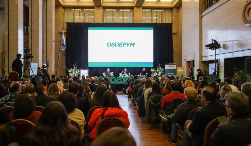 InfoCamarasArg's tweet photo. .@Osdepym @ClubOsdepym @jabereciartua @BazanJuan ratifica la regularidad y legalidad de la convocatoria a asamblea y llamado a elecciones https://t.co/NJYA7nPLho https://t.co/Rfz4iAAmNL