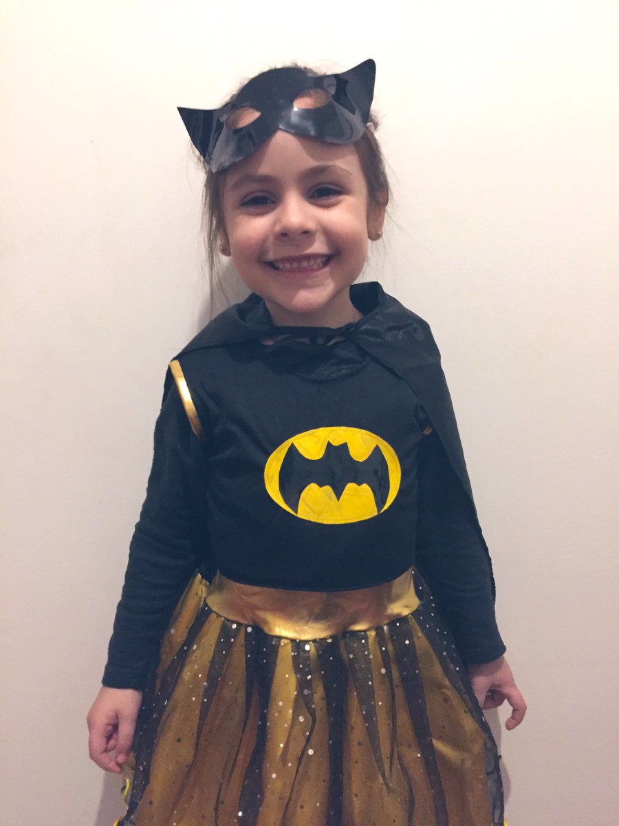 AdriaMaggiore's tweet photo. Feliz día del niño a todos mis amigos de @notiarjona ! 
#TengoIntactoAlNiñoQueFui #Notiarjona ♥️ https://t.co/ooa8V25Kgh