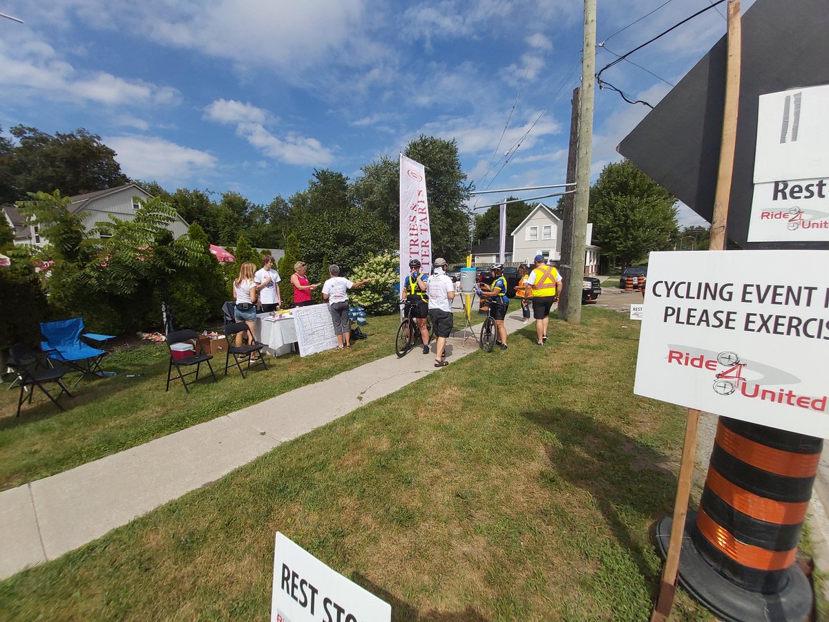 va3sbd's tweet photo. Anninas bakery rest stop and the 100k sweeps which closes this checkpoint.  @Ride4UnitedWay #ride4unitedway https://t.co/TzdDOqSBVD