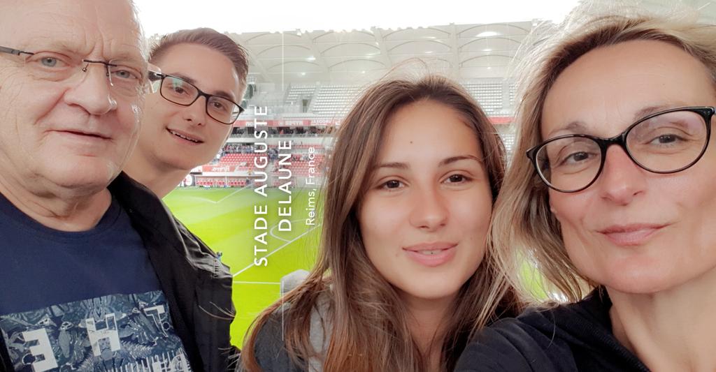 kadaquem's tweet photo. Allez Reims #SacrementDelaune #SDRRCS https://t.co/JgDXMZ7TYG