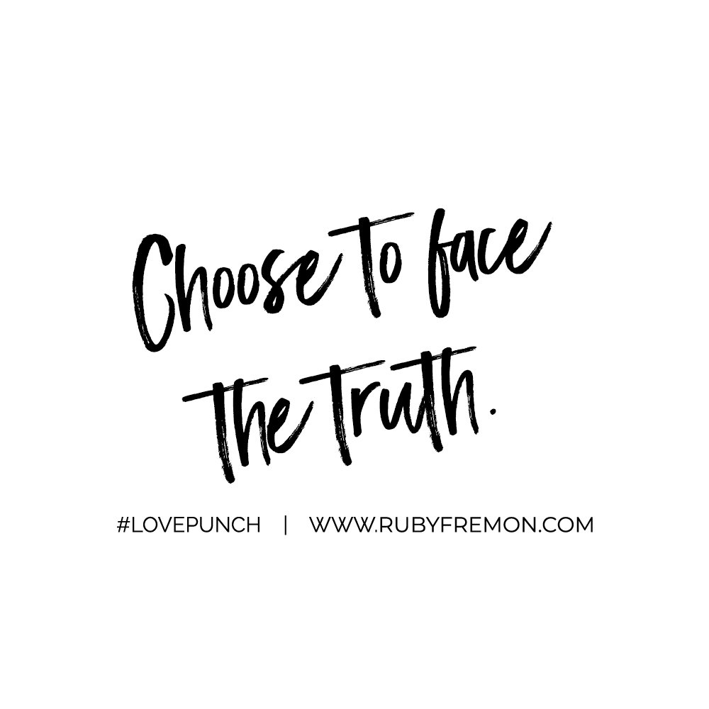 IAMRUBY's tweet photo. Today’s #LovePunch ❤️👊🏽✨#faceyourself #faceyourtruth https://t.co/jLnvGCtJLO