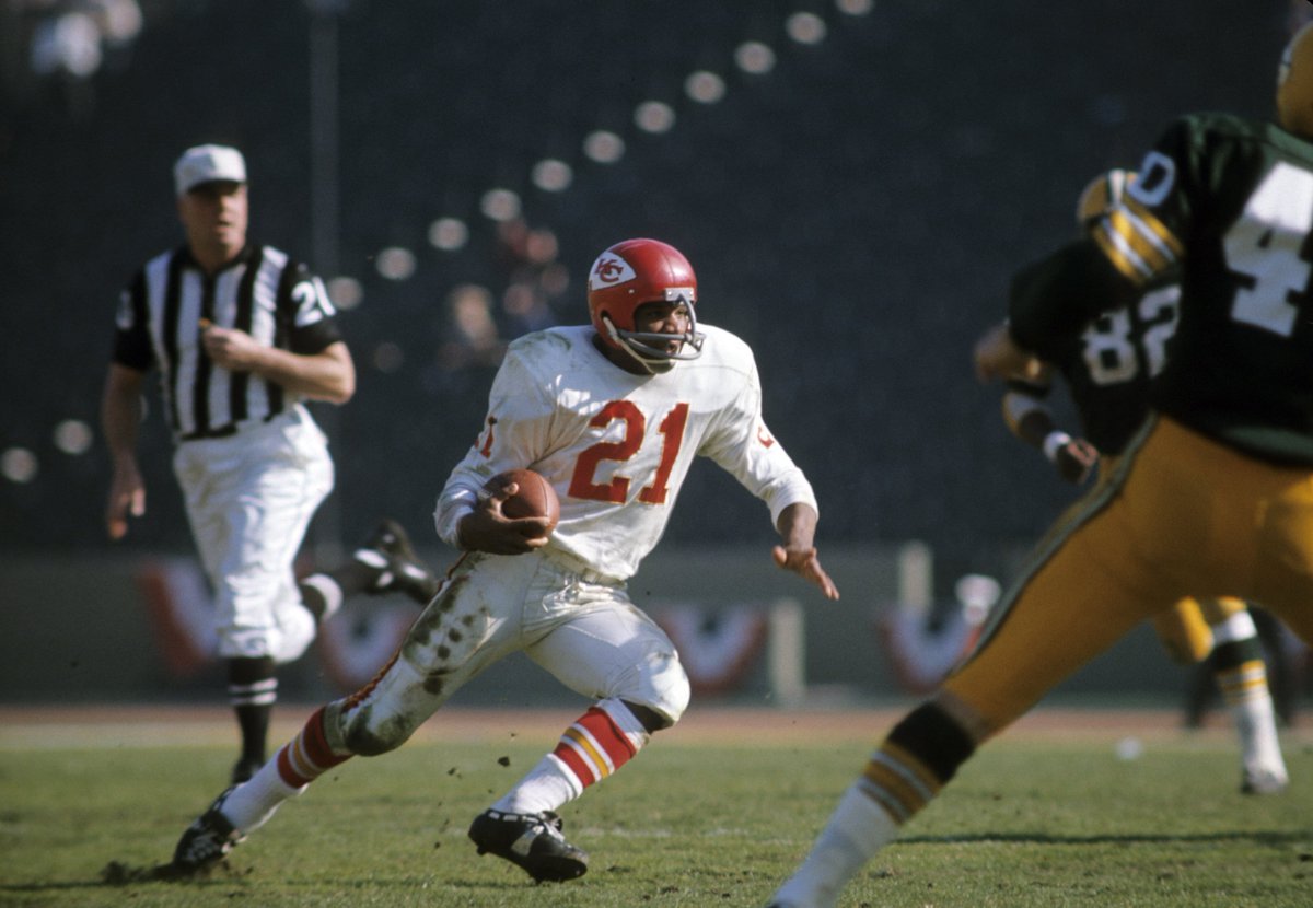 FPC_Chiefs's tweet photo. 21 days until kickoff!

#BashaudBreeland #MikeGarrett #JeromeWoods #ChiefsKingdom https://t.co/SfhhwwYok3