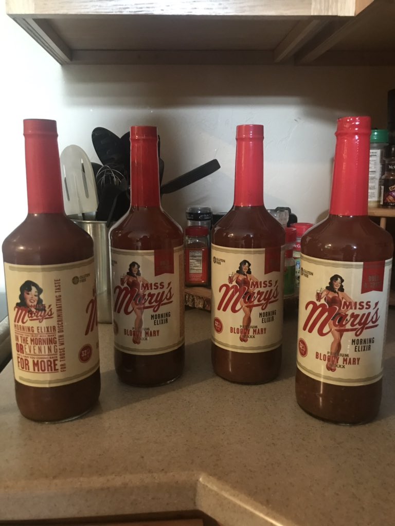 TheMrsBlom's tweet photo. @shaynanavarro  @kristenbauer Stocking up for you gals!! https://t.co/nmnf6j63OZ