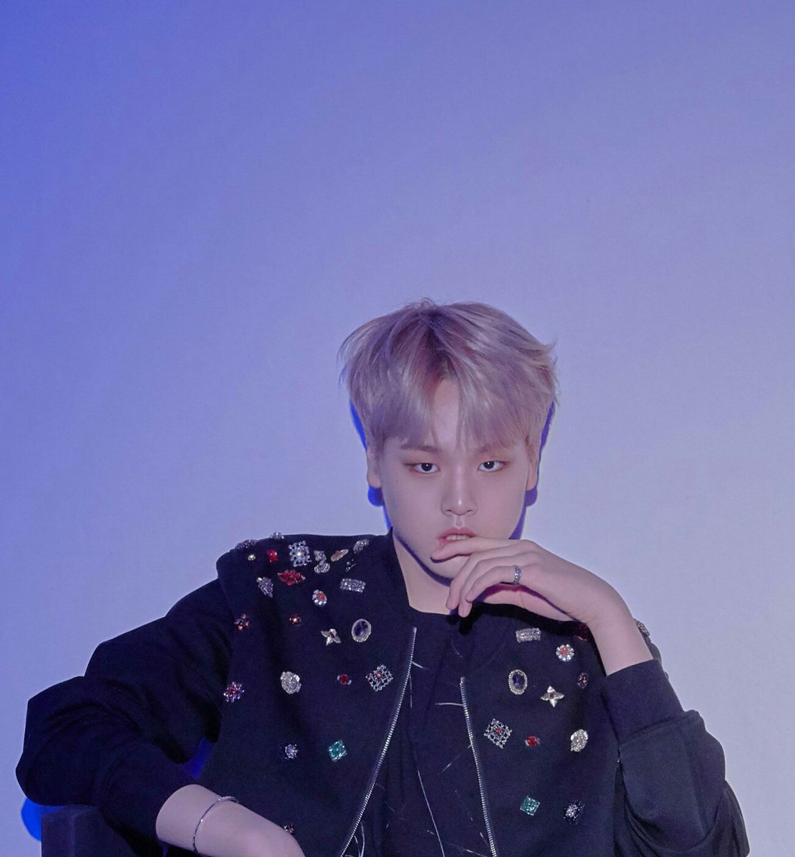 bitnaneuneo's tweet photo. EYE CONTACT, Don't close your eyes~
I'm failed
#NAMDOHYON #ItsDohyonsTime https://t.co/m50LOZciXa