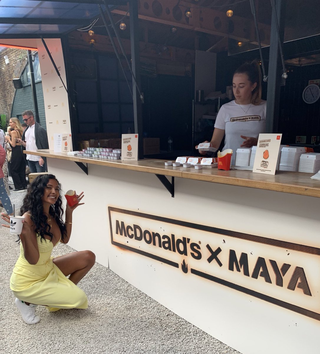 MayaJama's tweet photo. MCDONALDS ARE AT MY PARTY I HAVE PEAKED IN LIFE LOL ITS OVER NOW https://t.co/JWPTpIXJgY