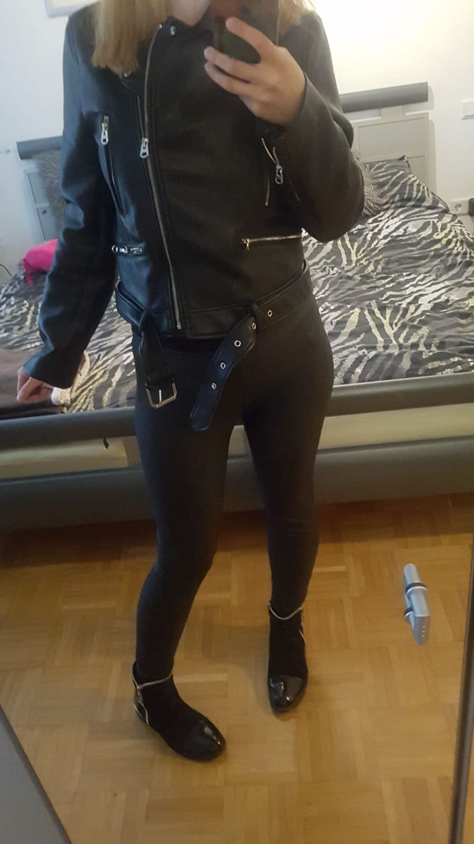 RGeldherrin's tweet photo. In love with Leader.. Who wants to play?

#leader #FinDom #findomgoddes #findomsub #CashCash #money #fetish #Geldherrin #Geldsklave 
@RTdonkey @rtpromopork @slavekane @stupidloserfuck @rtslavedog @weeklypig @Brun0Parent @RTSubBitch https://t.co/NZYYvz86sm