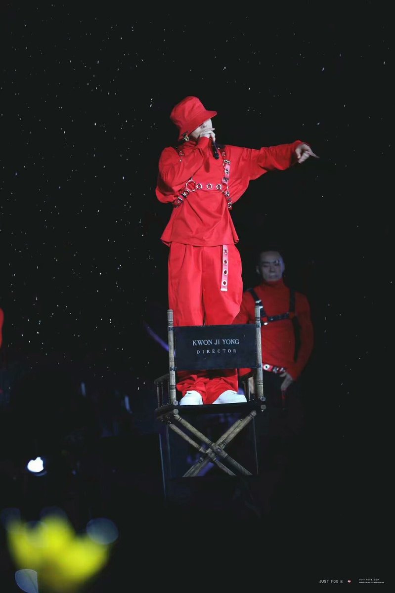 ReedAndCherry's tweet photo. #HappyKWONJIYONGDay  #GDRAGON #权志龙
“떠나려거든 보내 드리오리다
欲将离去 送君远行
그리워지면 돌아와 줘요
若是思念 请你归来”
@IBGDRGN
KWON JIYONG🌼花快开了 ​​​
我很想你💕
花会开的我们会见面的🌼 https://t.co/CCGxKswQYF