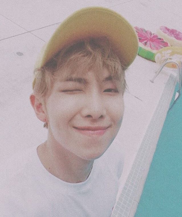 7IDDIEZ's tweet photo. Namjoon curly hair appreciation post 🥺 https://t.co/SPHJWvUWzv