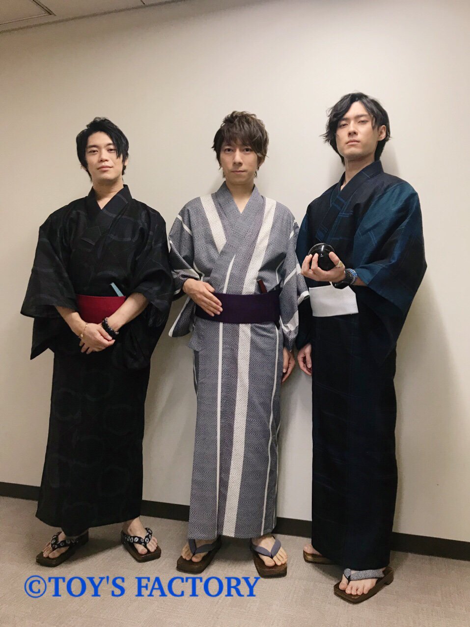 Toy S Factory 声優staff 増田俊樹 古川慎 本日は 京都にて開催の ごりやく 研究所 第2回研究発表会 に出演致しました 2人とも涼しげな浴衣を着付けていただきました いかがでしょうか そして 特別研究員としてご出演下さった羽多野渉さん Toy S Factory 声優staff 増田俊樹 古川慎 本日は 京都にて開催の ごりやく 研究所 第2回研究発表会 に出演致しました 2人とも涼しげな浴衣を着付けていただきました いかがでしょうか そして 特別研究員としてご出演下さった羽多野渉さん