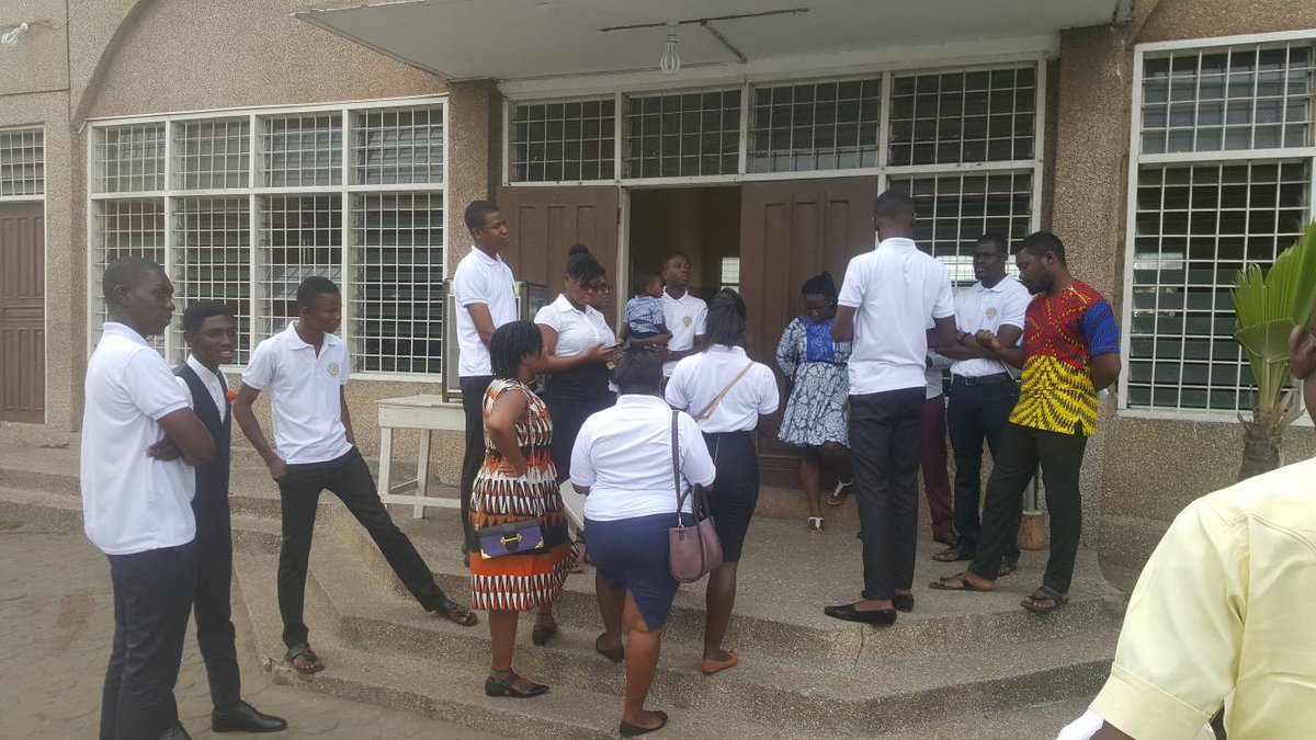 stlukemyf's tweet photo. ST. Luke M.Y.F: Sunday evangelism within Abossey-Okai was an interesting experience. This is our mandate as Lads and Lasses of the MYF.

#StLukeMYF 
#Evangelism
 #StLukeMYFMedia 
#StLukeAO https://t.co/G5bTaevwYn