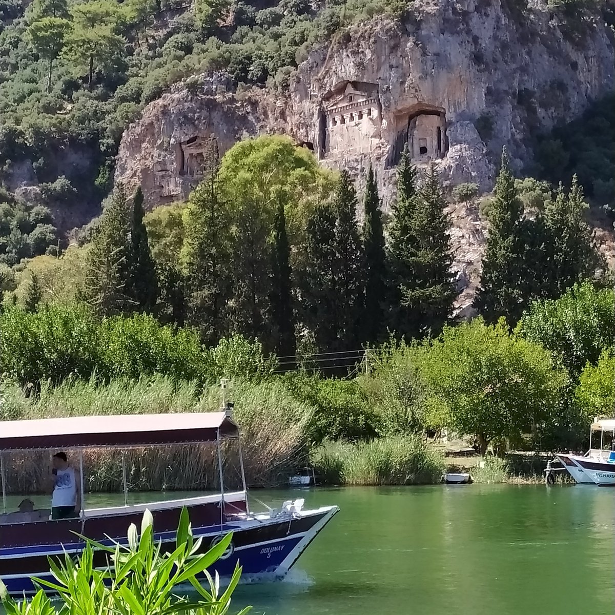 👑

#dalyan #dalyanriver #caunos #kaunos