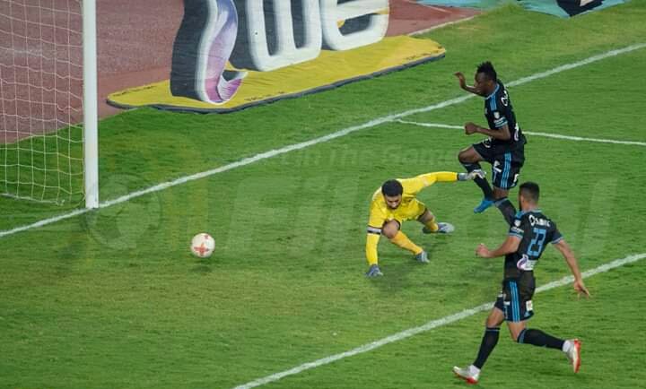 MasryaAna15's tweet photo. #بيراميدز_خرج_فكريه 
هل تعلم ان النادى الاهلي هو الوحيد في تاريخ الكره المصريه والعربيه والافريقيه يخسر 4 مباريات متتاليه من فريق واحد باسمين مختلفين 
يا كاتب التاريخ لا تغلق الصفحات 😂😂 https://t.co/ldpJyNwys5