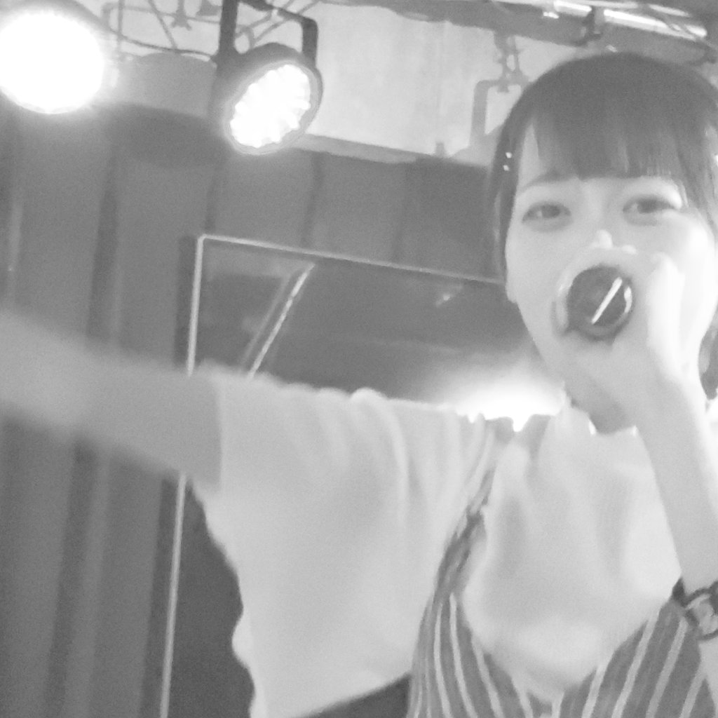 JijiToru's tweet photo. フレッシュパーティーVol.08
@ RED BRUSH arena 1部 終了しました❗　
１週間ぶりのレッドブラッシュ🌟
今日もなっちゃん🍊は可愛くて仕方ありませんでした💛　 (*⌒３⌒*)

#仙台flavor
#REDBRUSH
#伊達夏海🍊 #夏海隊
#なっちゃんなまらめんこちゃん💛 
後ろ姿も可愛すぎ💕 https://t.co/uZyv4hrcV1