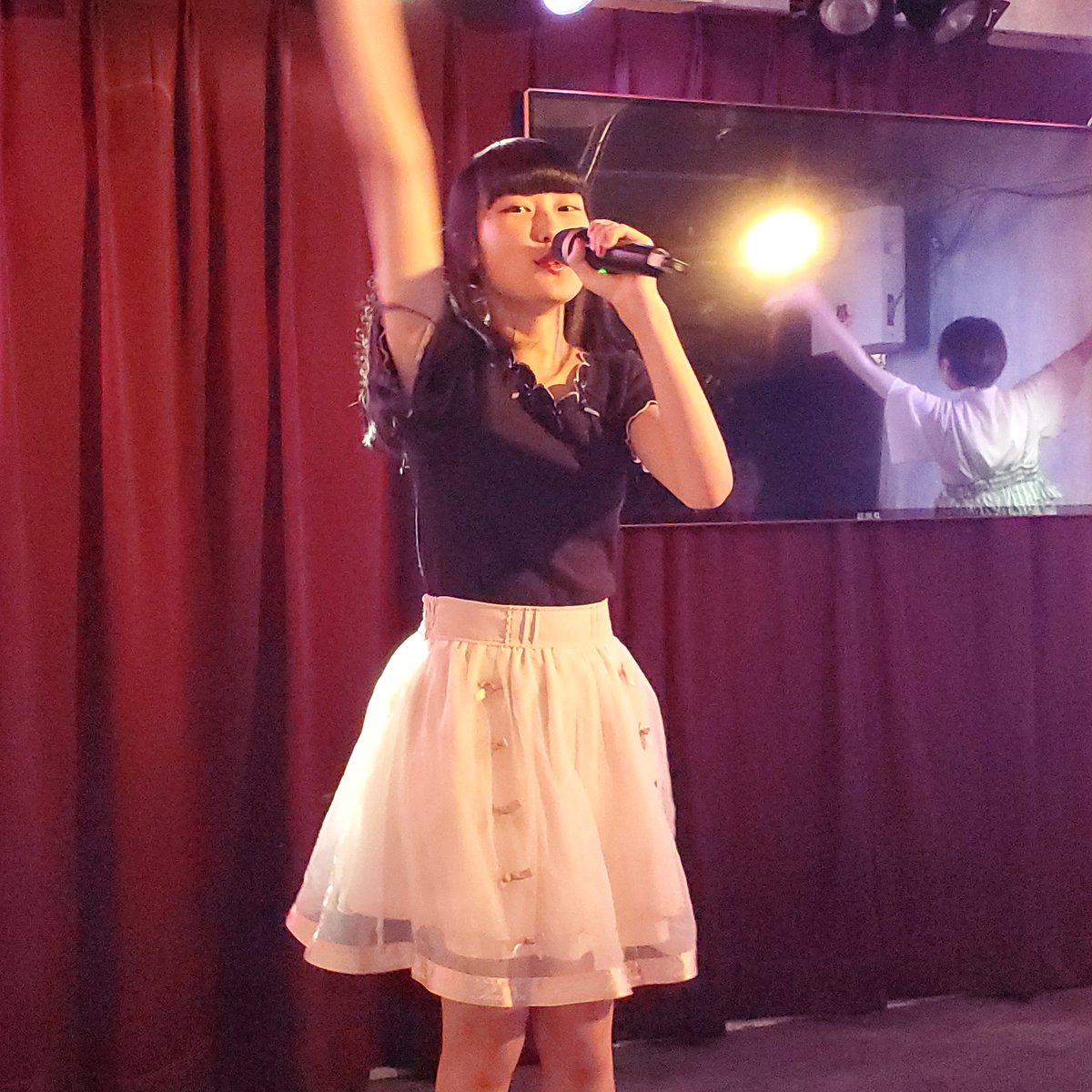 JijiToru's tweet photo. フレッシュパーティーVol.08
@ RED BRUSH arena 1部 終了しました❗
🎀可愛い二人の私服👗
📷カメラポジはまなぴ位置でした！

#仙台flavor
#REDBRUSH
#まなぴー
#香澄まな🐰 #香澄家 
回るまなぴ🌀 https://t.co/mNUhAILwcp