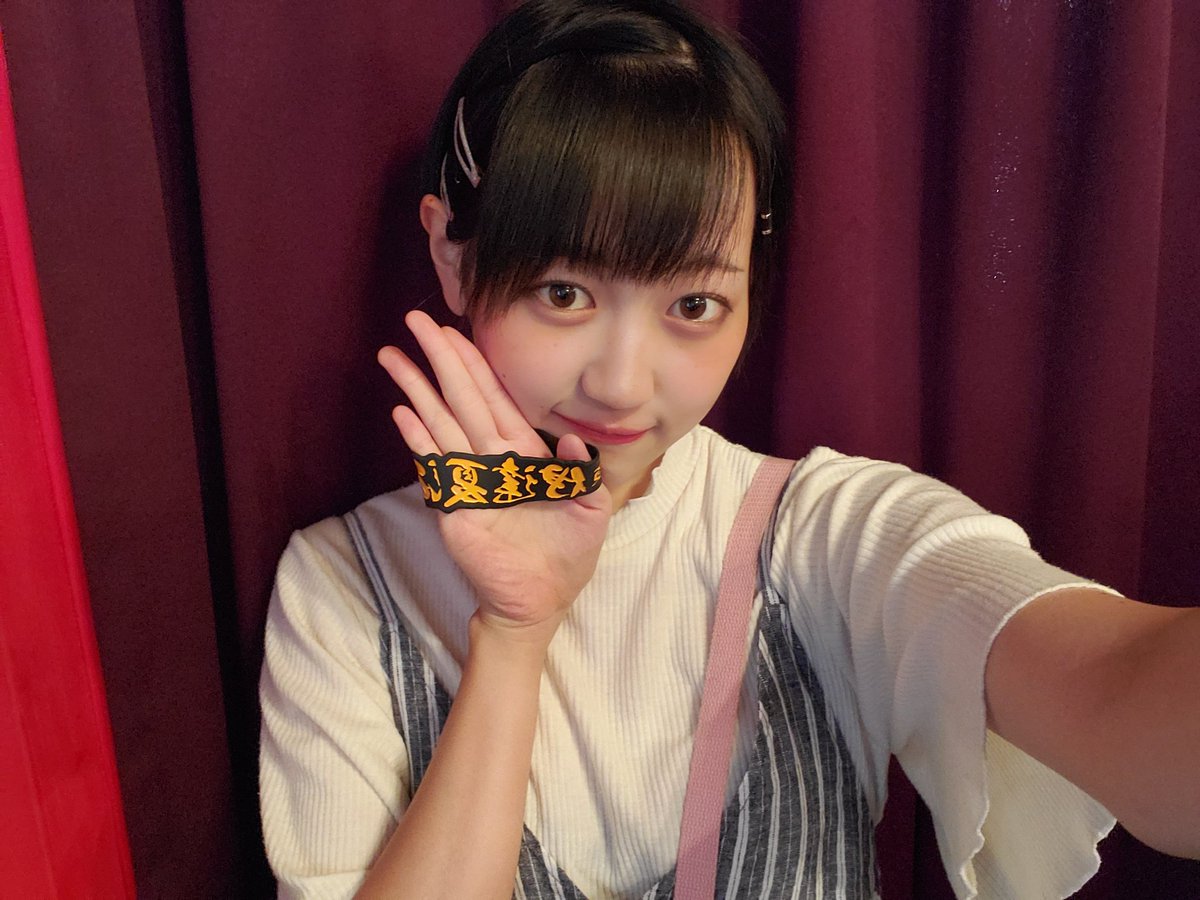 JijiToru's tweet photo. フレッシュパーティーVol.08
@ RED BRUSH arena 1部 終了しました❗
🎀可愛い私服👗
なっちゃんなまらめんこちゃん💛

#仙台flavor
#REDBRUSH
#伊達夏海🍊 #夏海隊
#香澄まな🐰 #香澄家 
📷カメラポジションをまなぴー側で撮ってみた‼️ https://t.co/kW03Gv9r5T