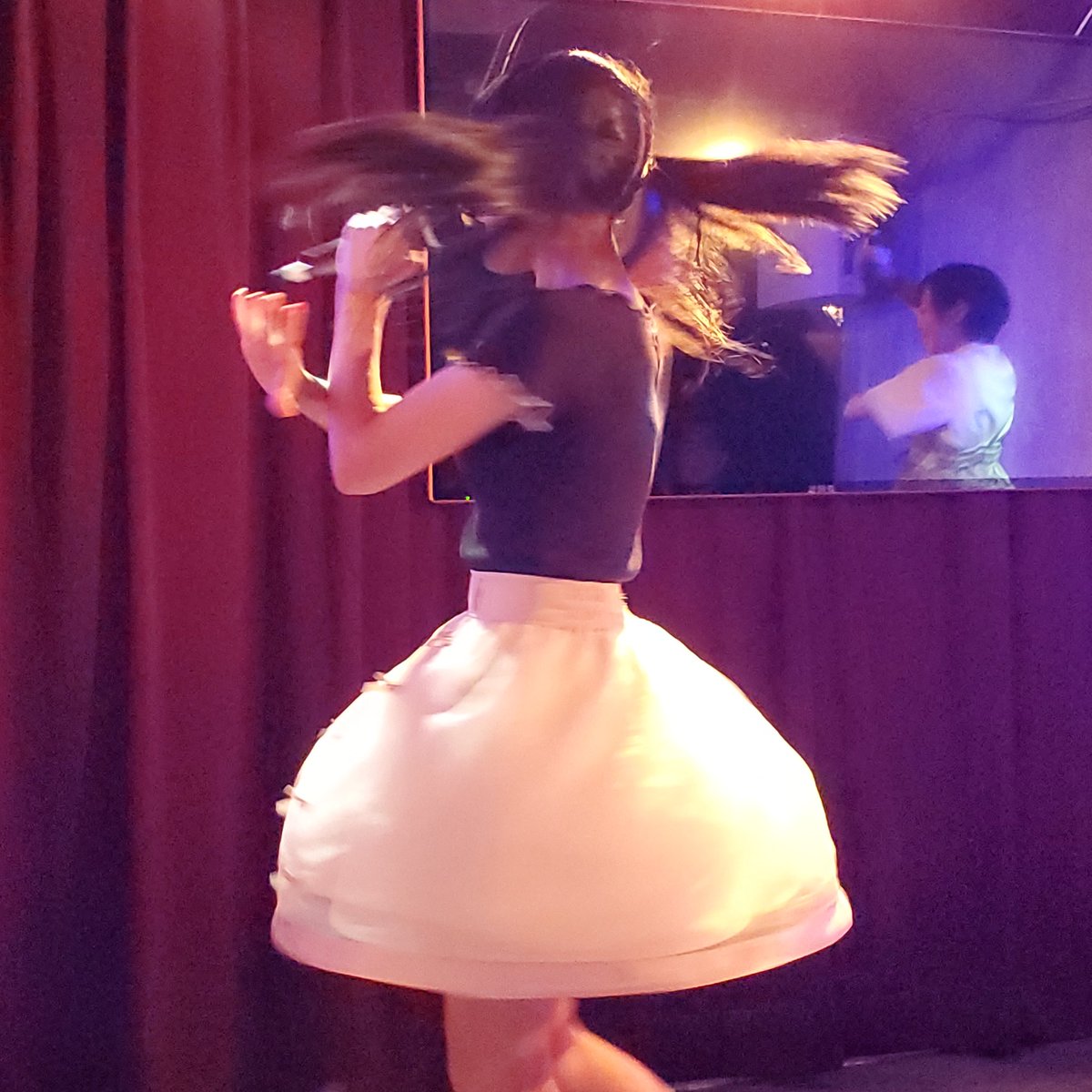 JijiToru's tweet photo. フレッシュパーティーVol.08
@ RED BRUSH arena 1部 終了しました❗
🎀可愛い二人の私服👗
📷カメラポジはまなぴ位置でした！

#仙台flavor
#REDBRUSH
#まなぴー
#香澄まな🐰 #香澄家 
回るまなぴ🌀 https://t.co/mNUhAILwcp