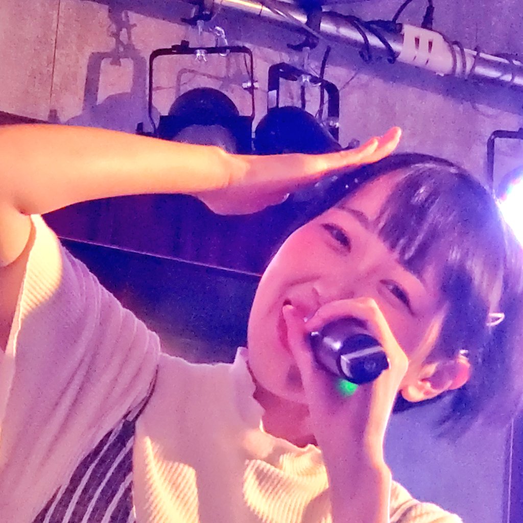 JijiToru's tweet photo. フレッシュパーティーVol.08
@ RED BRUSH arena 1部 終了しました❗　
１週間ぶりのレッドブラッシュ🌟
今日もなっちゃん🍊は可愛くて仕方ありませんでした💛　 (*⌒３⌒*)

#仙台flavor
#REDBRUSH
#伊達夏海🍊 #夏海隊
#なっちゃんなまらめんこちゃん💛 
後ろ姿も可愛すぎ💕 https://t.co/uZyv4hrcV1